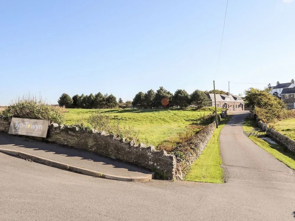 Tyn Towyn - Ty Glas