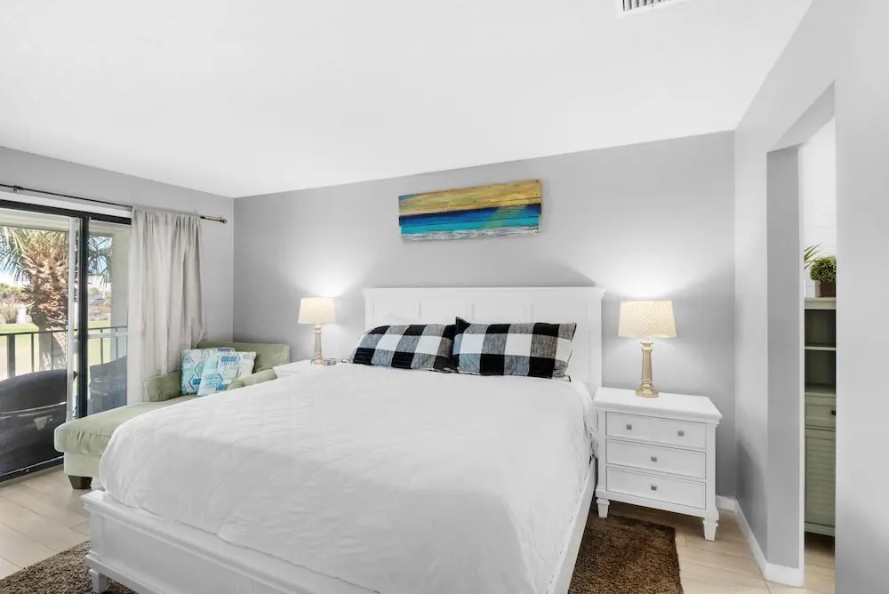 Edgewater Golf Villa 1409