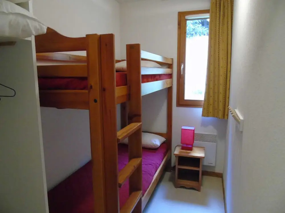 Lou Services Apartment J11 LSI 001