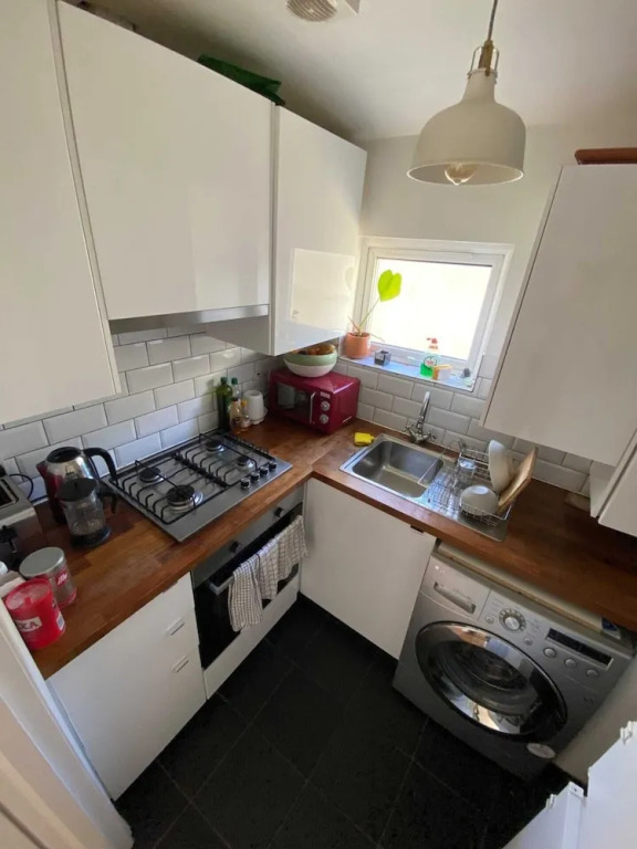 Vibrant & Funky 1BD Flat - 12 Mins to Stratford!