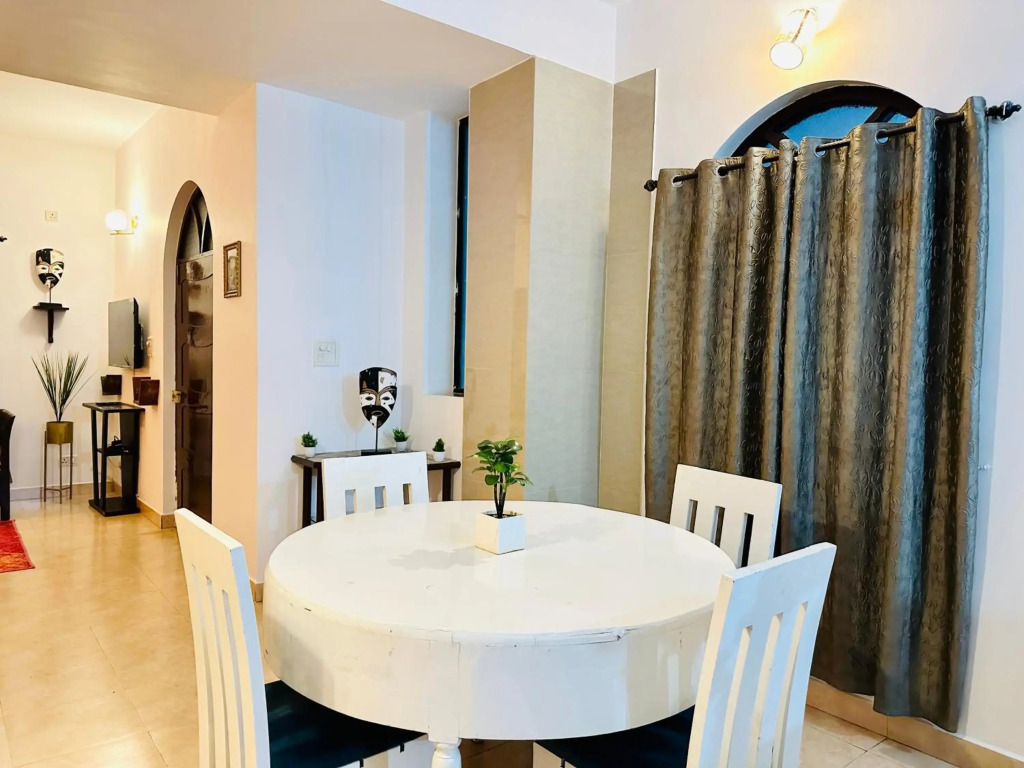 GR Stays - Arpora Duplex 3bhk Villa With Pool I Baga Beach 5 mins