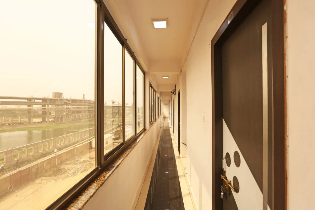 OYO 3007 Hotel Mani International