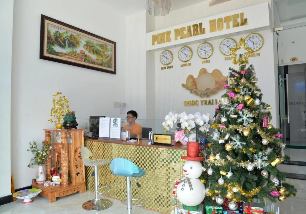 Pink Pearl Hotel