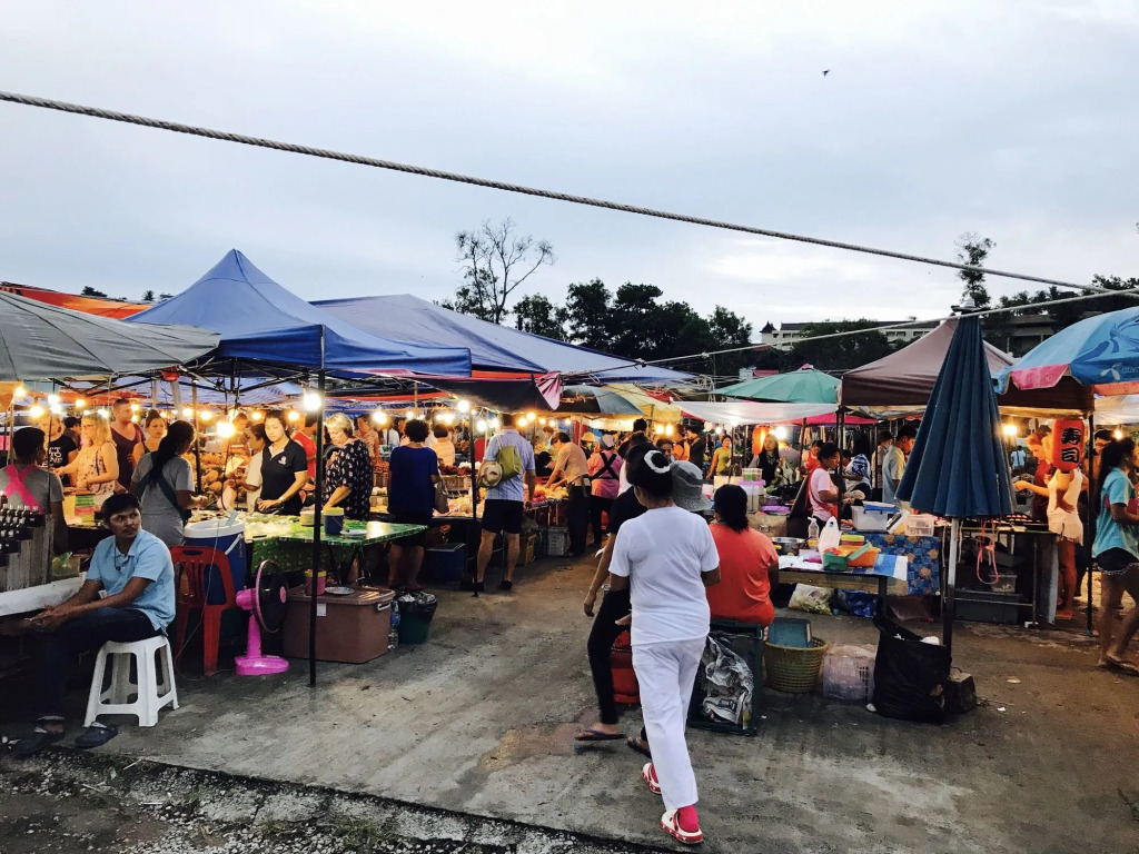Phuket Racha Kata Homestay