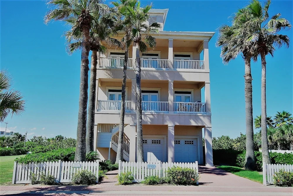 Tortuga House 3 Bedrooms 3 Bathrooms Home