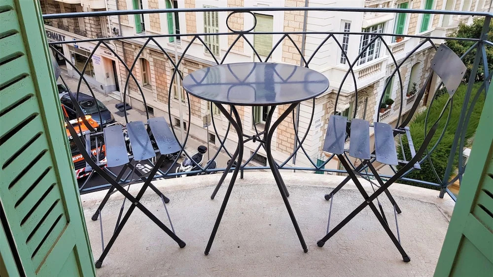 Nice Booking- Le Palais Provençal-Balcon