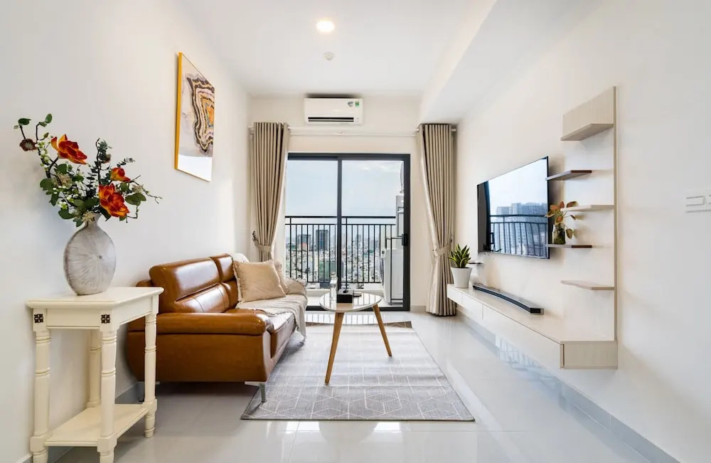Soho Residence and Apartments by Acacia Living - City Center District 1 - Near Bui Vien
