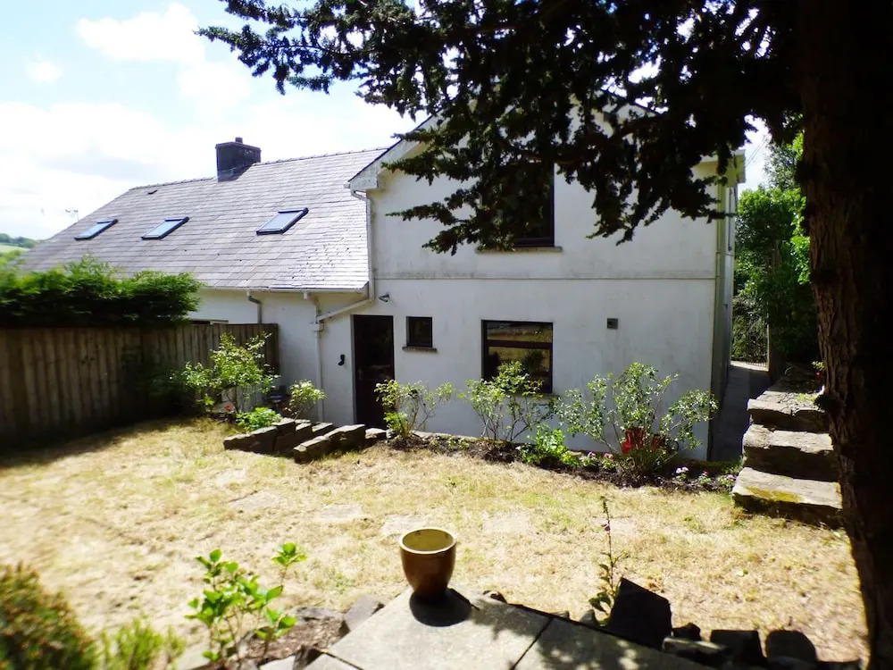 Ty Ffynnon