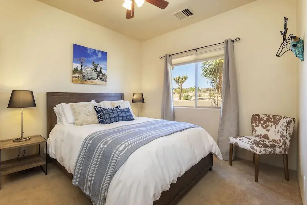 Horizon House Hot Tub, Fire Pit & Bbq Adobe In Jt 4 Bedroom Home by RedAwning
