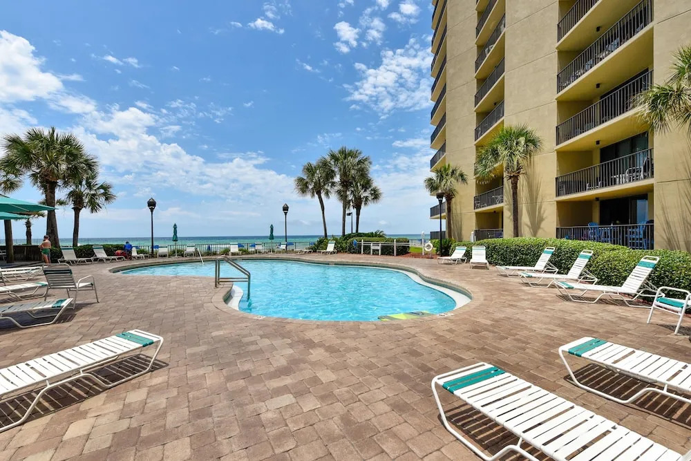 Summerhouse Beach Resort by Panhandle Getaways