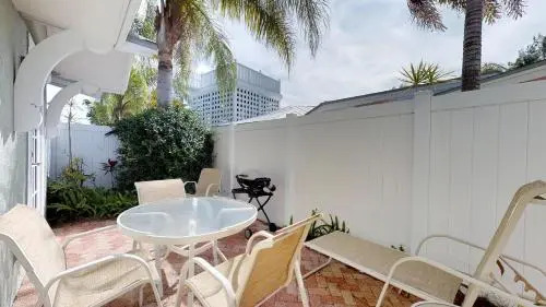 Palm Isle 3207