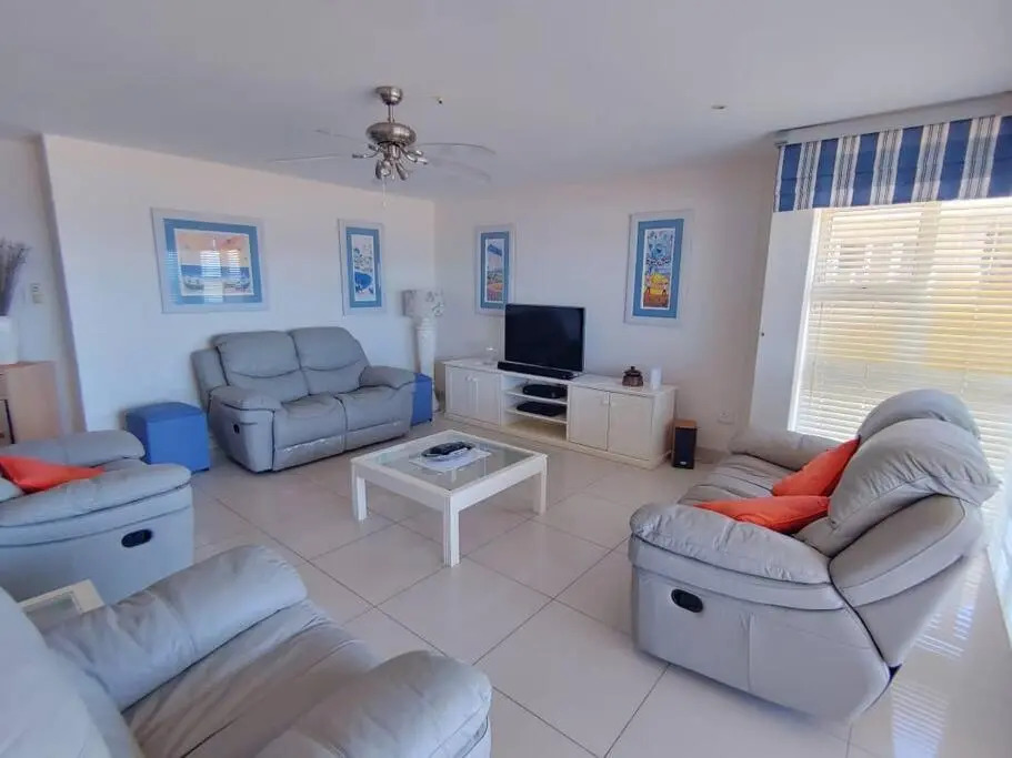 Luxury 4 bedroom apartment