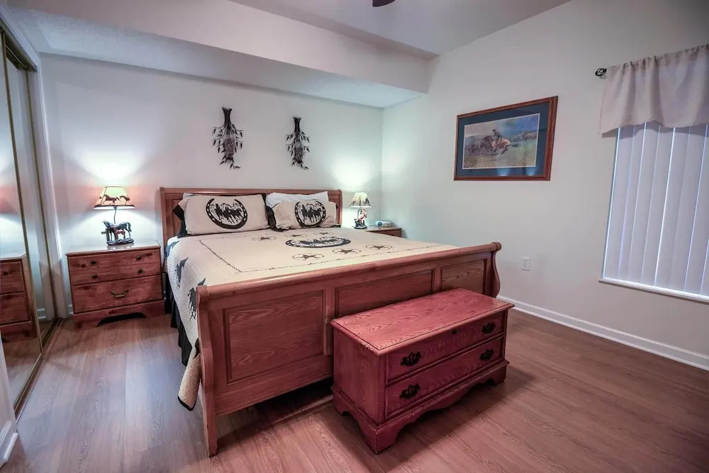Whispering Pines 611