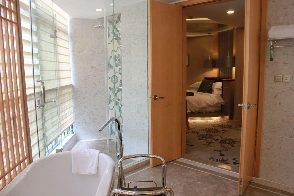 Yazz Hotel