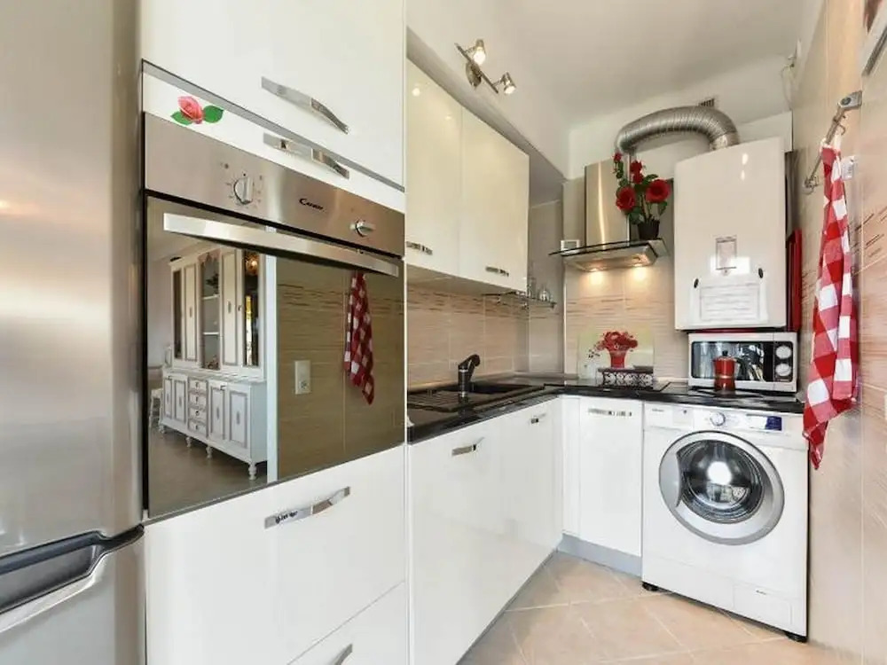 Apartment with One Bedroom in Cannes, with Wonderful City View, Furnished Terrace And Wifi - 800 M From the Beach
