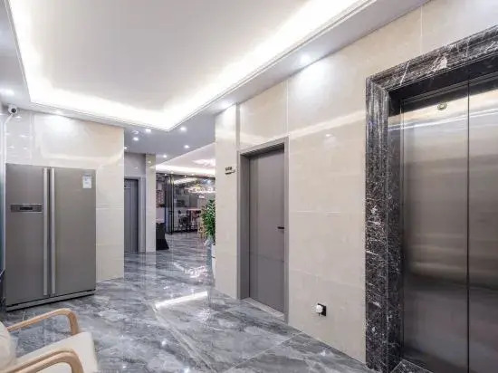 Meichen · Enjoy Mountain and Sea Elevator Homestay