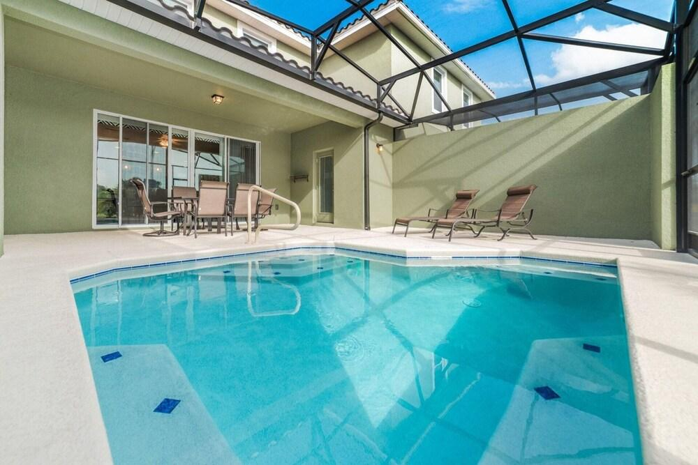 4711 Terrasonesta Drive