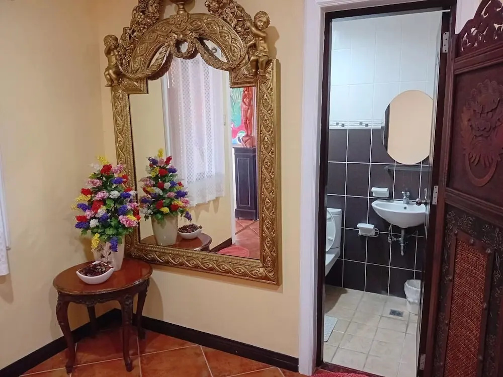 Townhouse Sentosa Elenita Private Resort