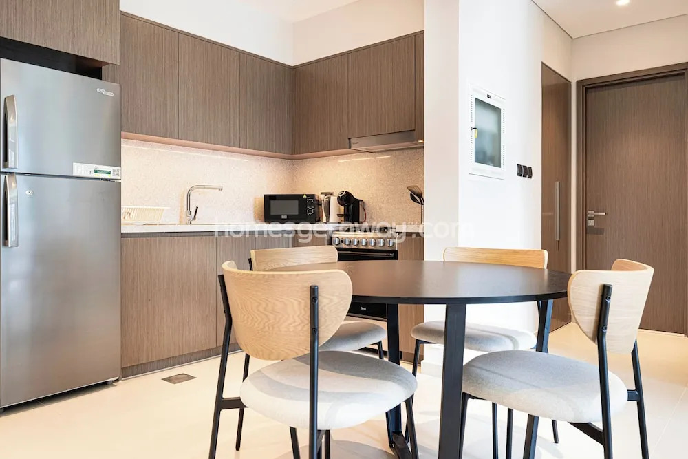 HomesGetaway - 1BR in ACT One Downtown