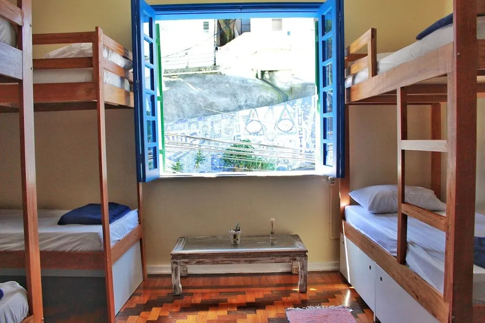 Lisetonga Hostel