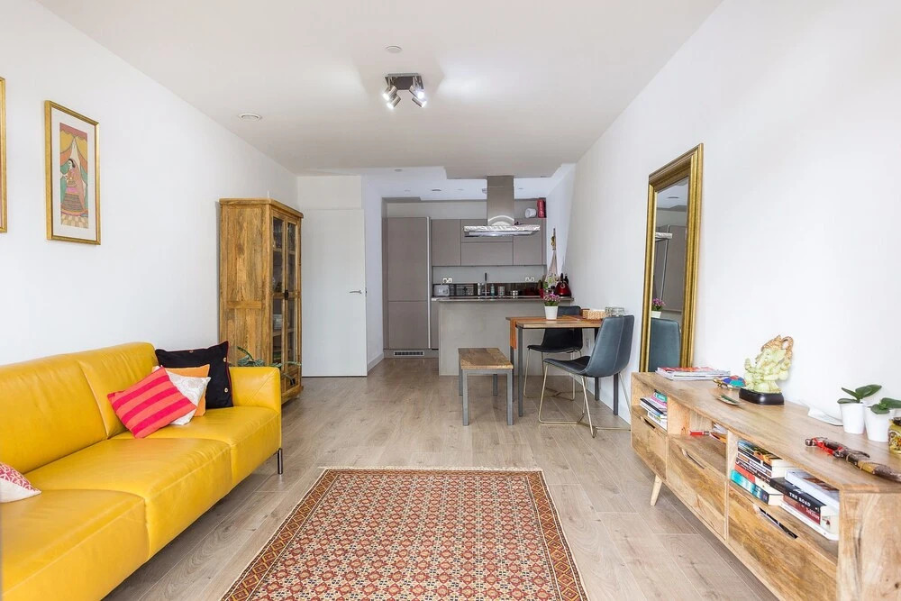 East London 2 Bedroom Apartment