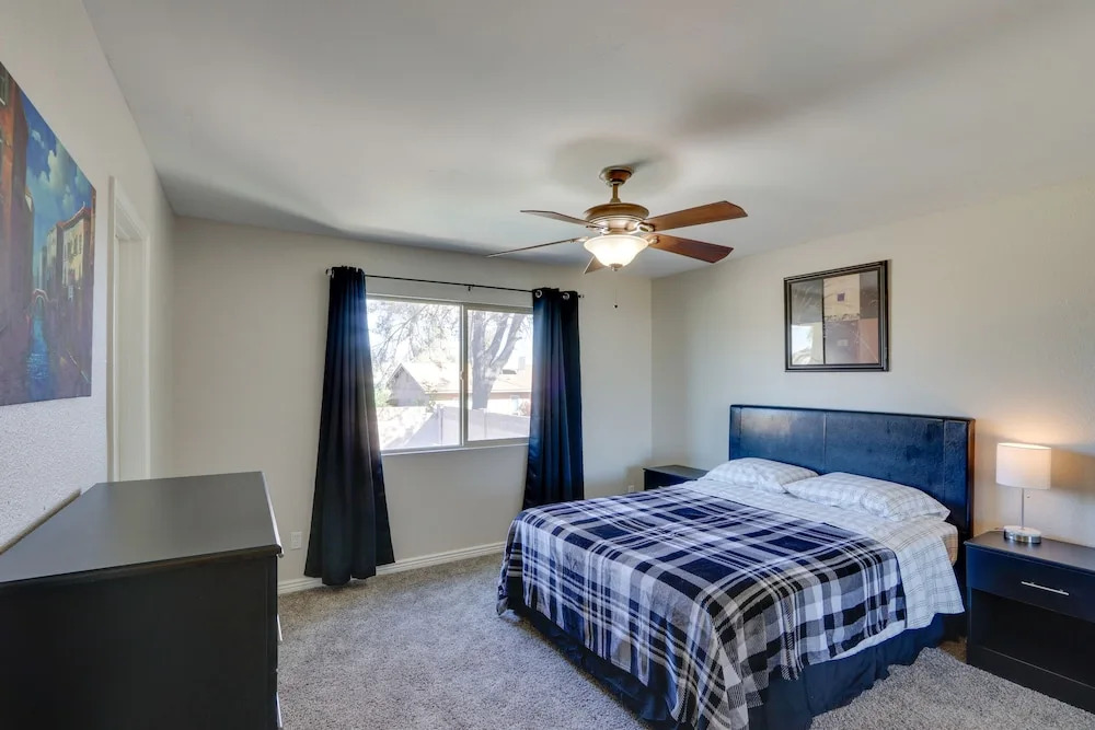 Pool, Game Room! Golfer's Paradise in Mesa