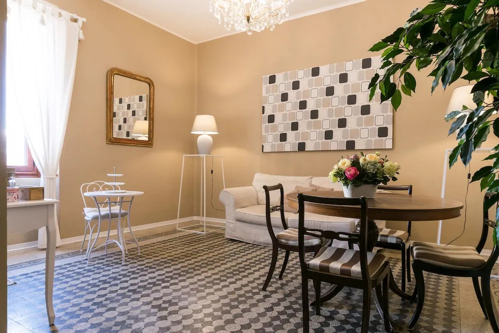 BluLassù Rooms & Apartments