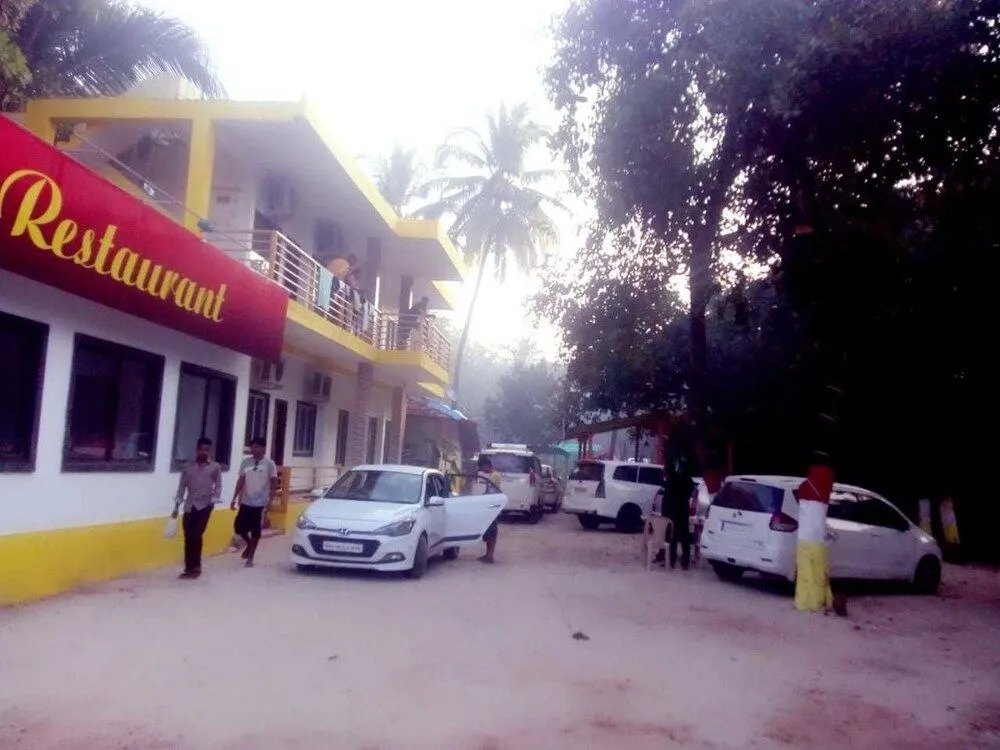 Aashirwad Paying Guest House