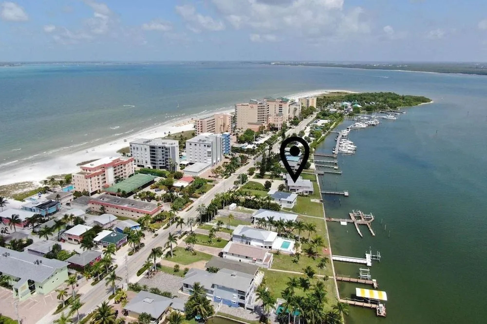 Estero Bay 2nd Floor Apartment