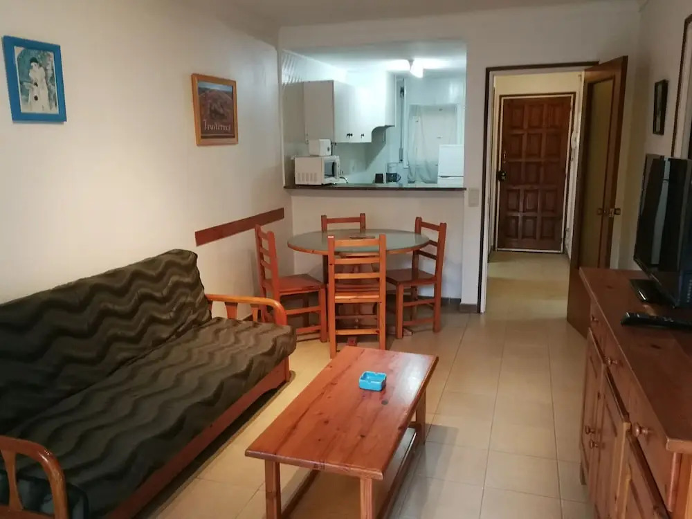 Ideal Family Apartment, Capacity 5 People Very Close to the Beach
