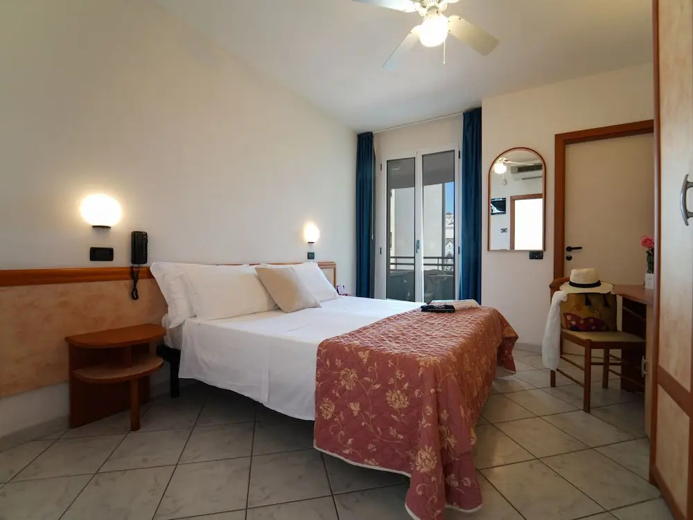 Отель Dasamo Dada Hotels