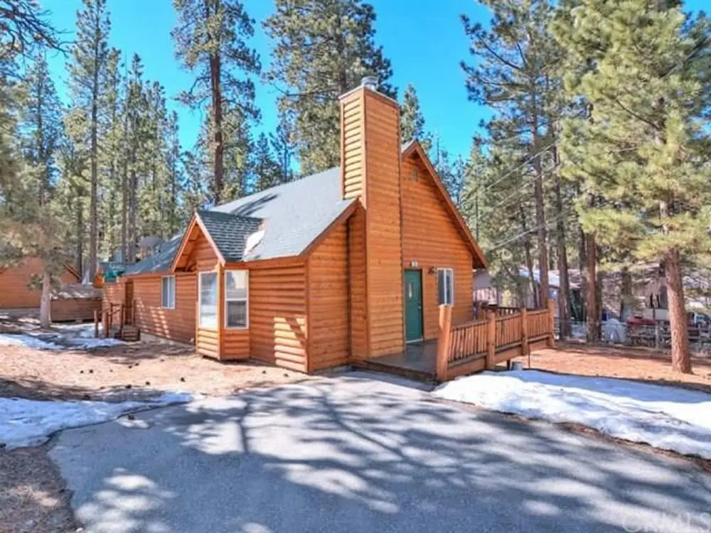 Bears R Us by Big Bear Cool Cabins