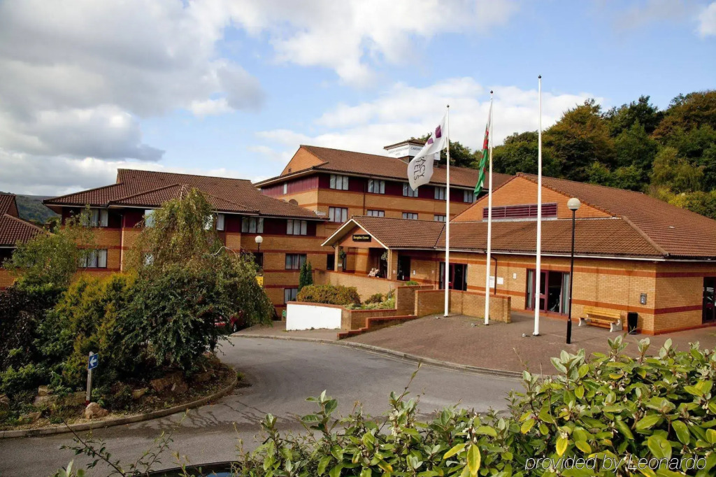 Holiday Inn Cardiff - North M4