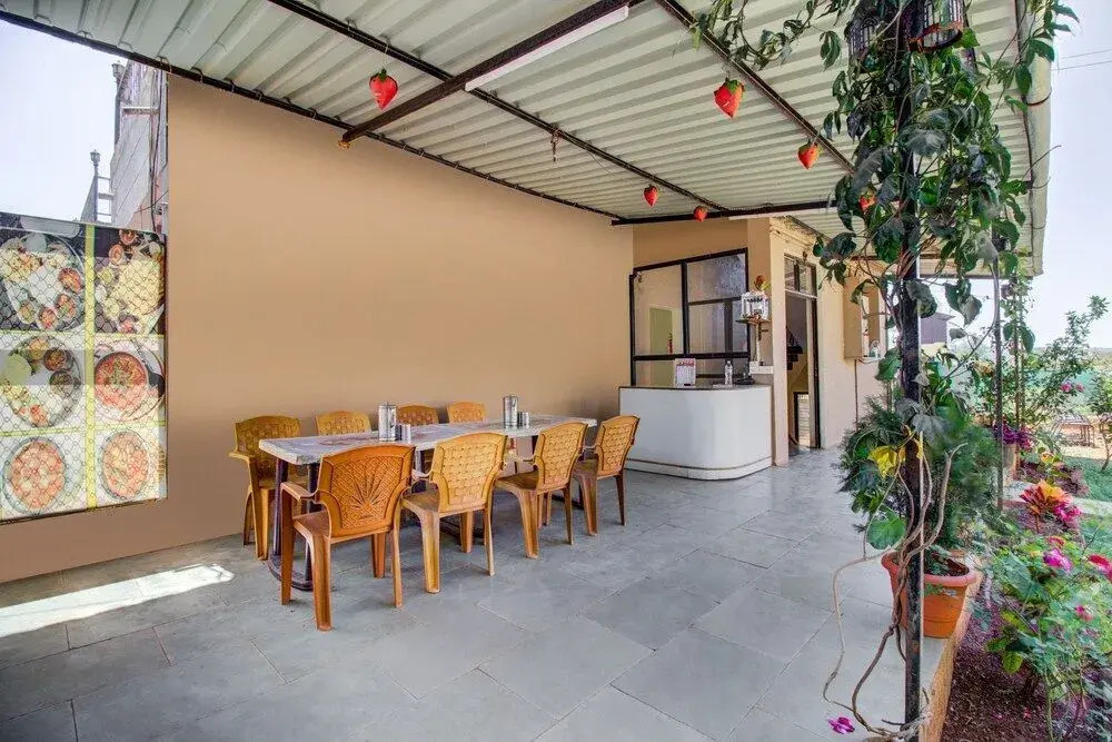 Chinar Residency by OYO Rooms