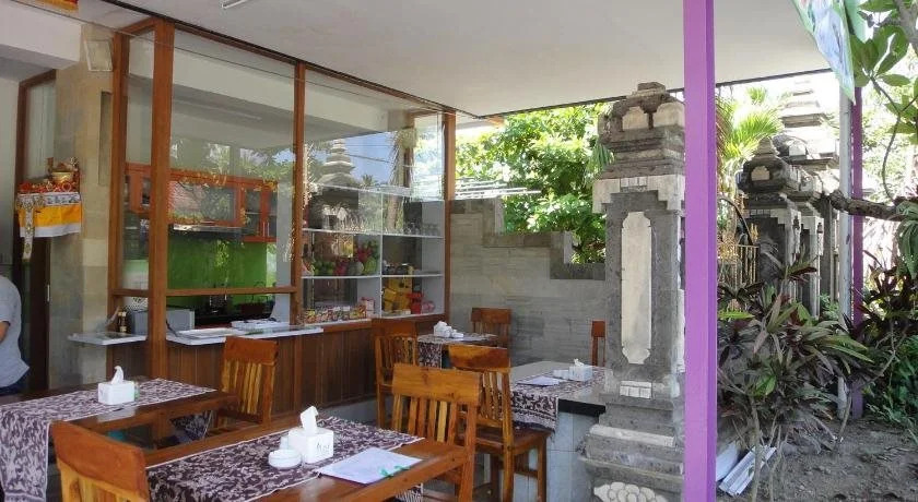 The Arya Hotel