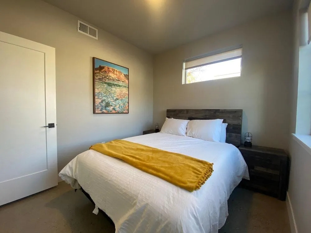 Urban Townhome near Old Town, Breweries, & River!