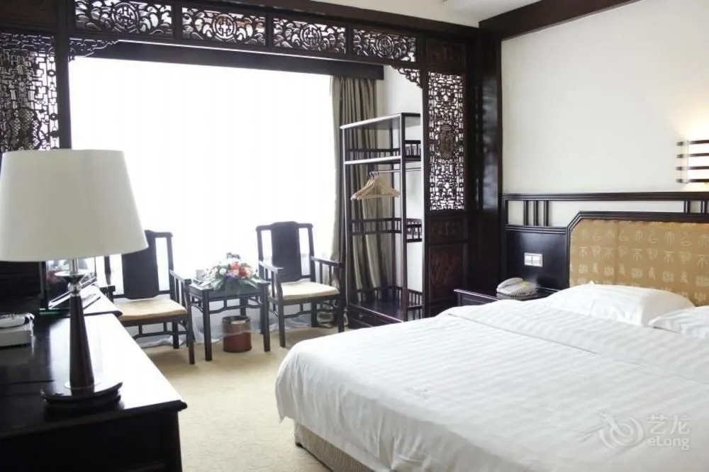 Li River Hotel