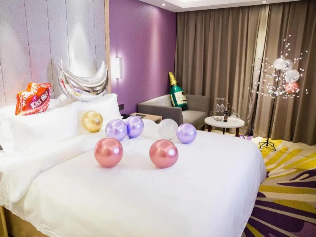 Lavande Hotels· Shenzhen Pingshan High Speed Railway Station Shuanglong Metro Station