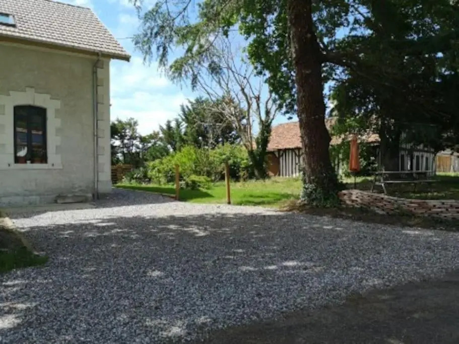 Appartement 4/6 pers, jardin, 6 km de la plage