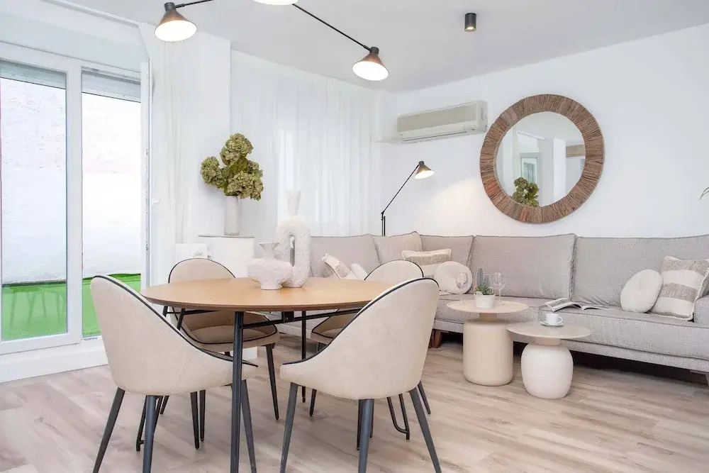 Cozy Apartment Near City Center. Lope de Vega
