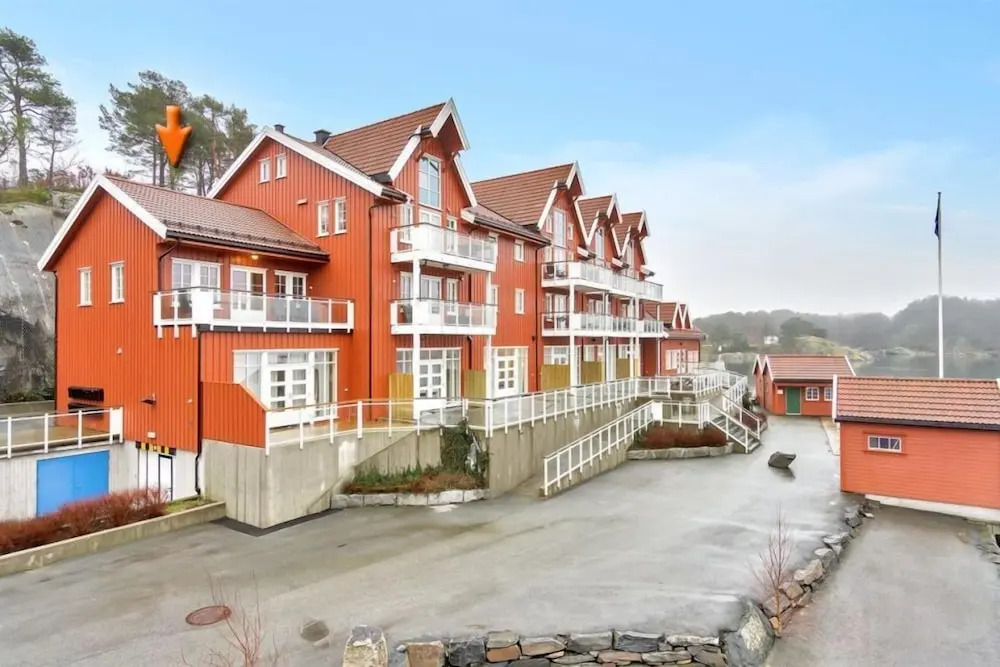 StayPlus Exclusive Seafront Holiday Home