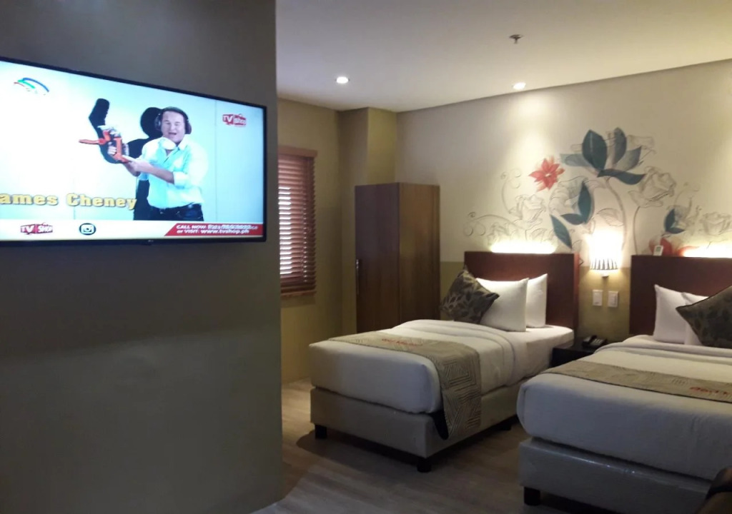 Red Mango Suites