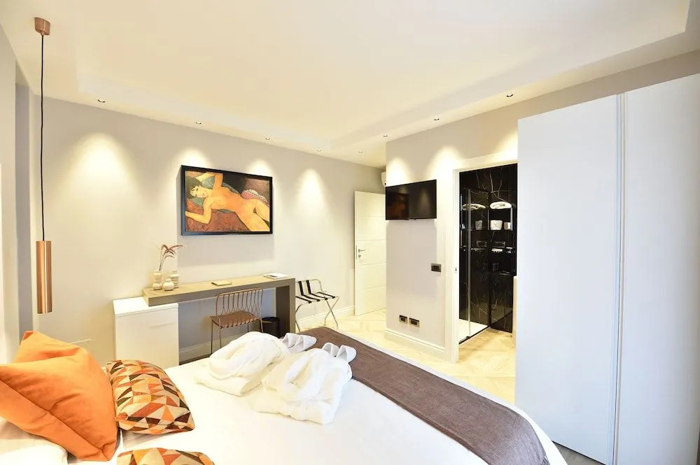 La Dependance Luxury Bed and Breakfast