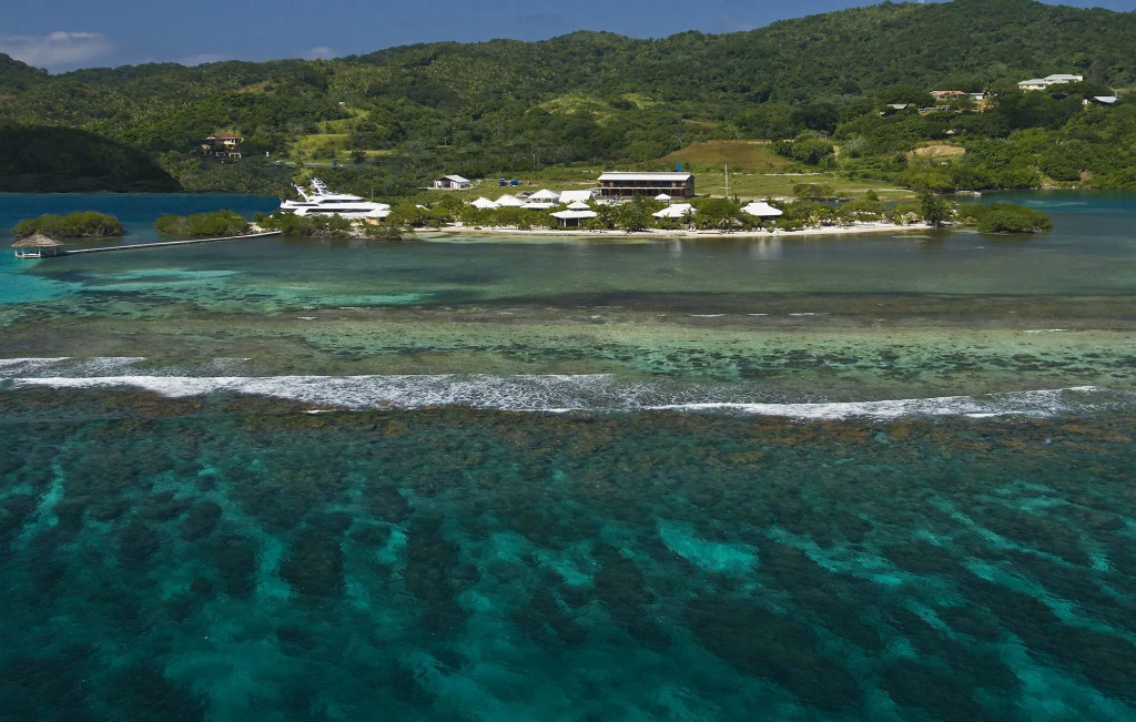 Barefoot Cay Resort