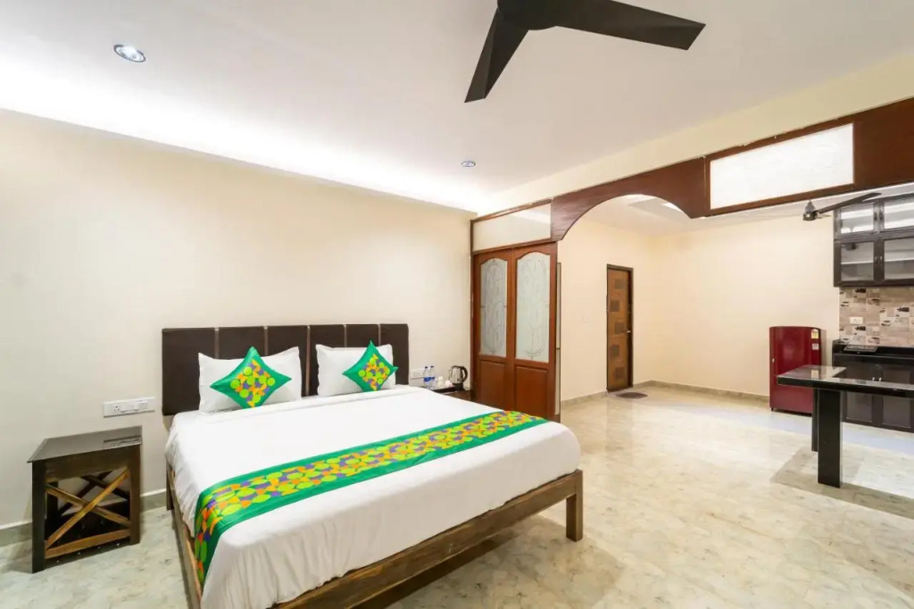 Treebo Grand Royale Eco Residency with Pool