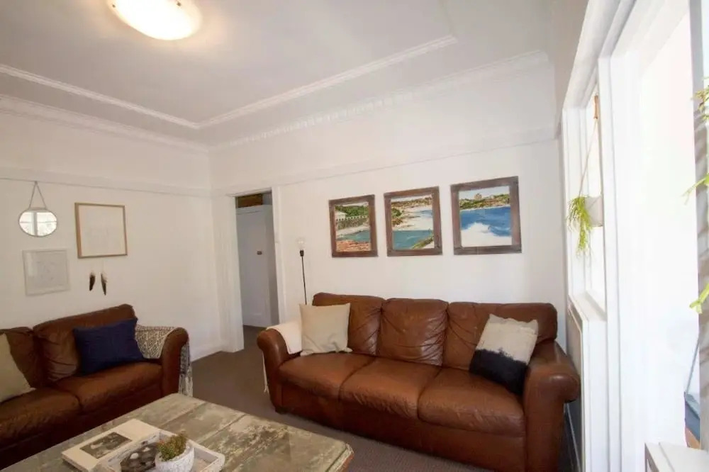 COOGEE GILES (640i)