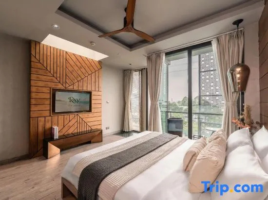 Interior Villa 7BR with GYM by Raymond
