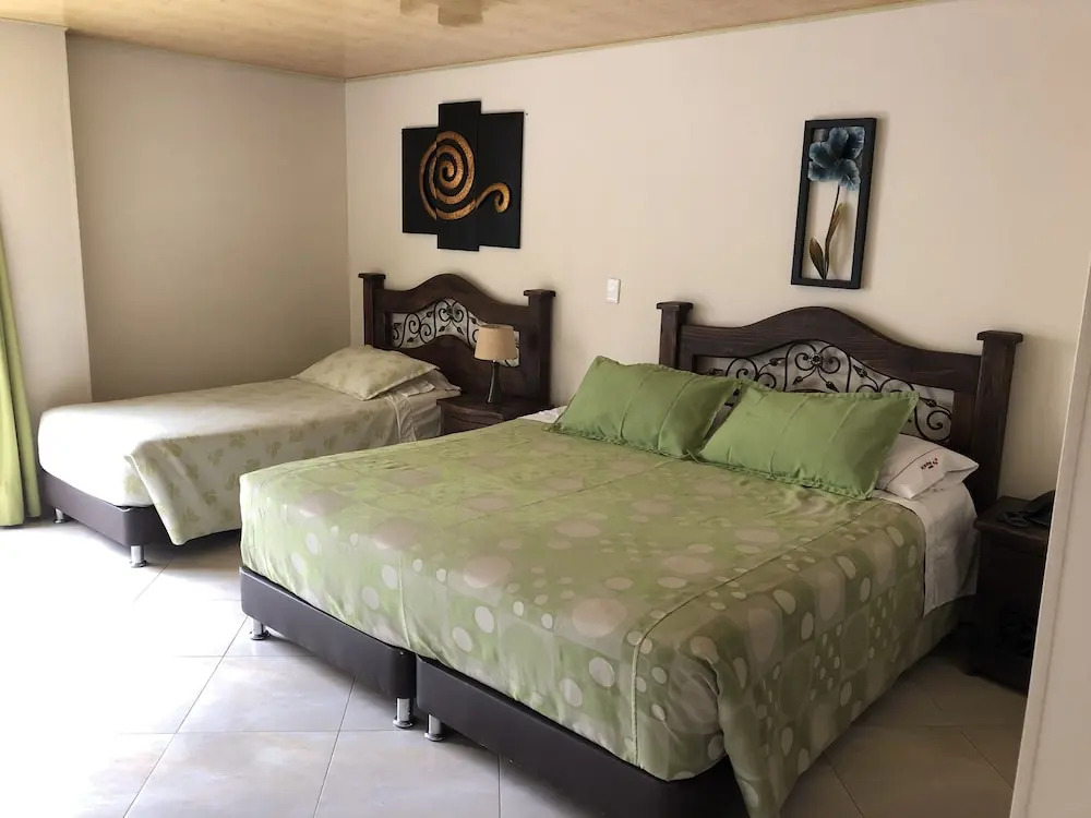Hotel Parkway Bogota