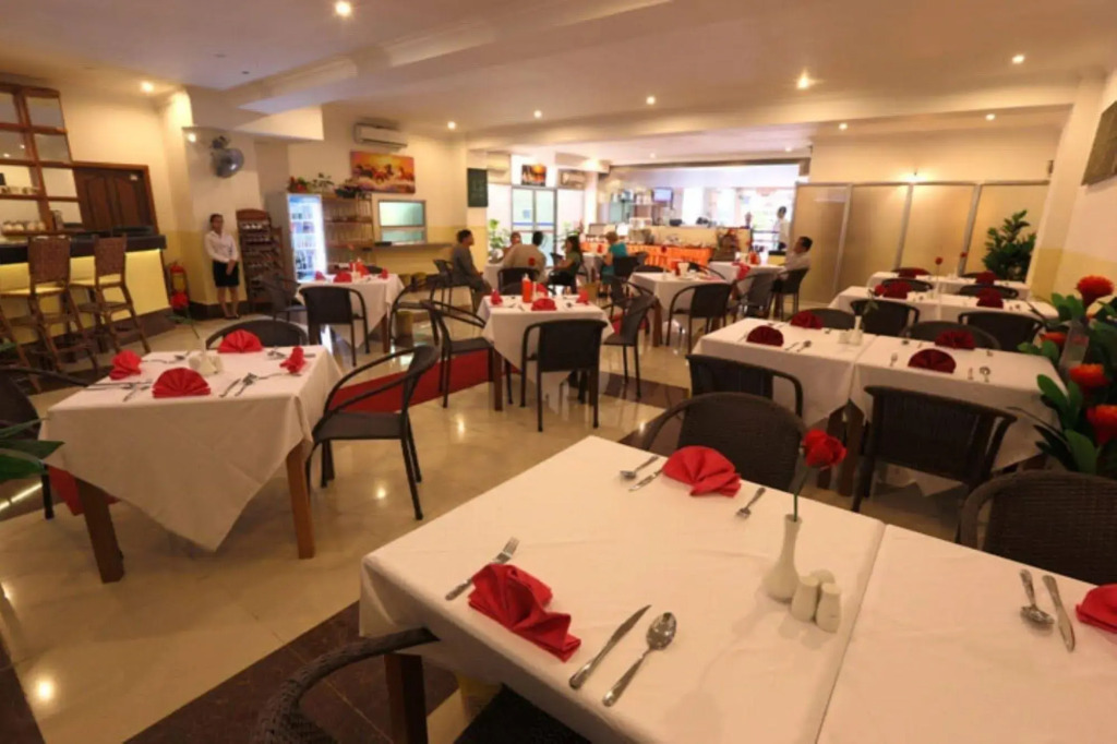 Queenwood Hotel