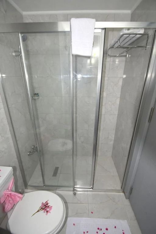 Vi̇va Beach Hotel